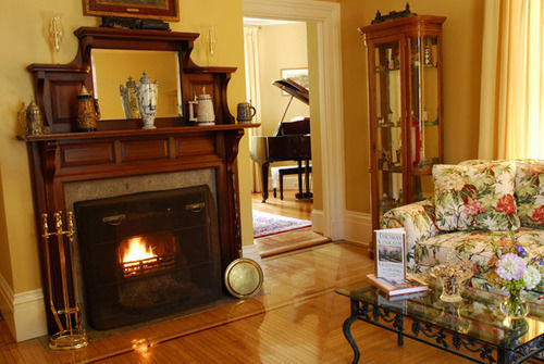 The Spring Seasons Inn Newport Tower Eksteriør billede